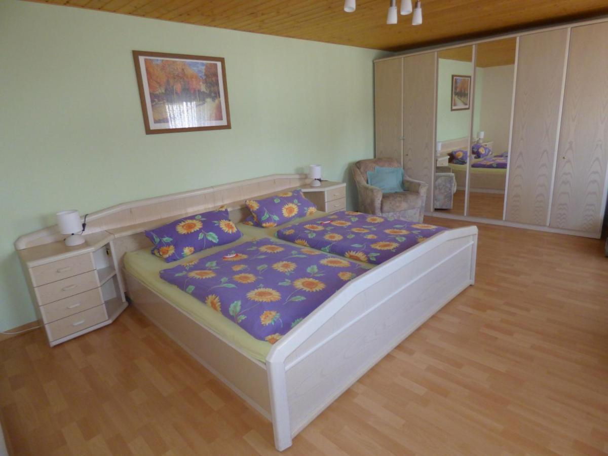 Ferienwohnung Dasch, Bei Idar-Oberstein Im Nationalpark Hunsrueck-Hochwald Siesbach Exterior photo